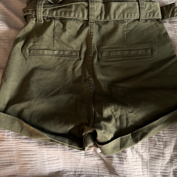 Paper bag shorts - Picture 4 of 4